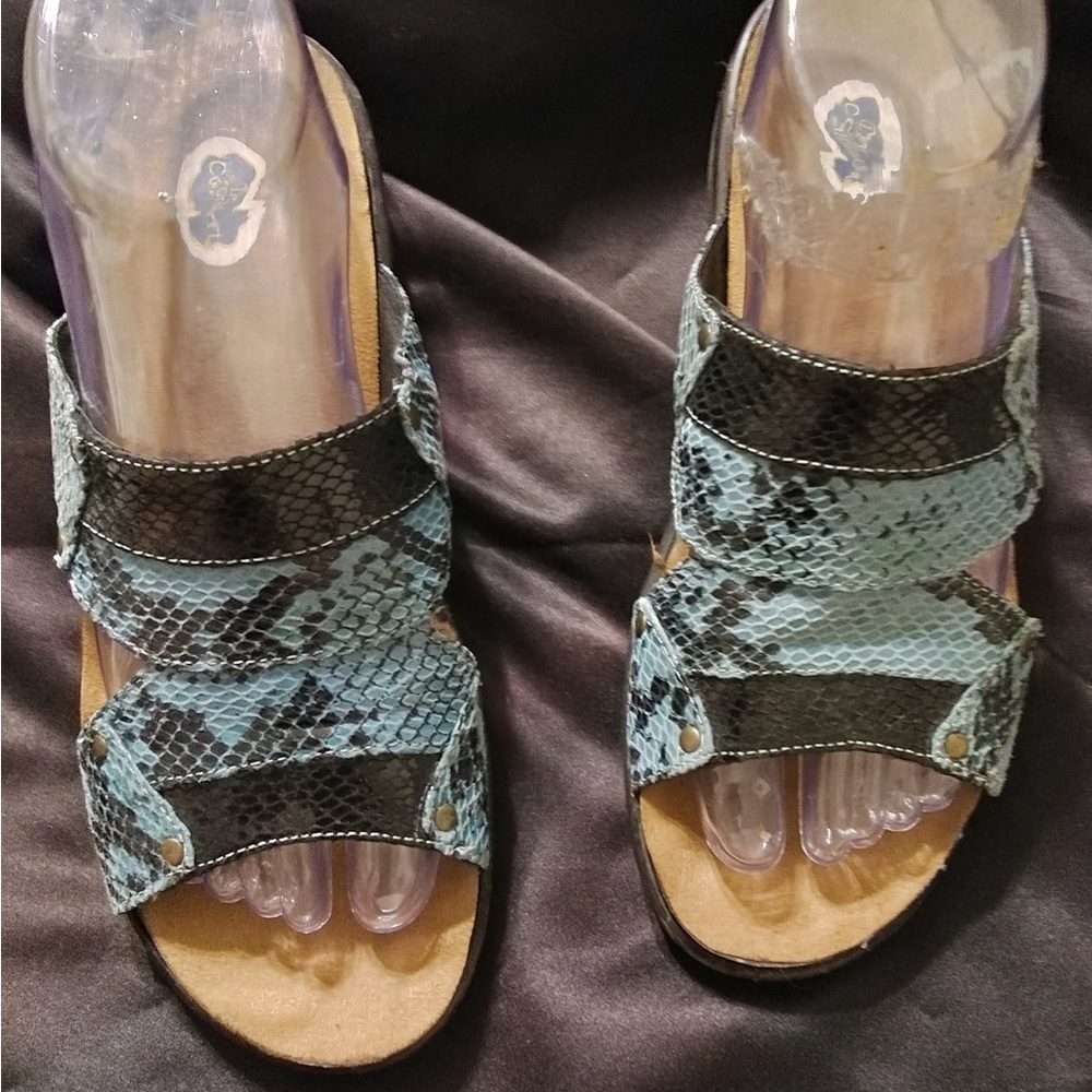 Dr,Comfort Animal Print Sandals Size 8